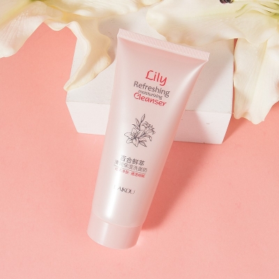 Picture of LAIKOU Freshing Flowers Moisturizing Cleanser Skin Care Whitening Oil Control 100ml,1pcs