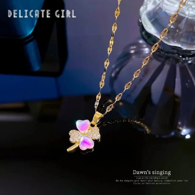 Picture of Pink Flower Pendant