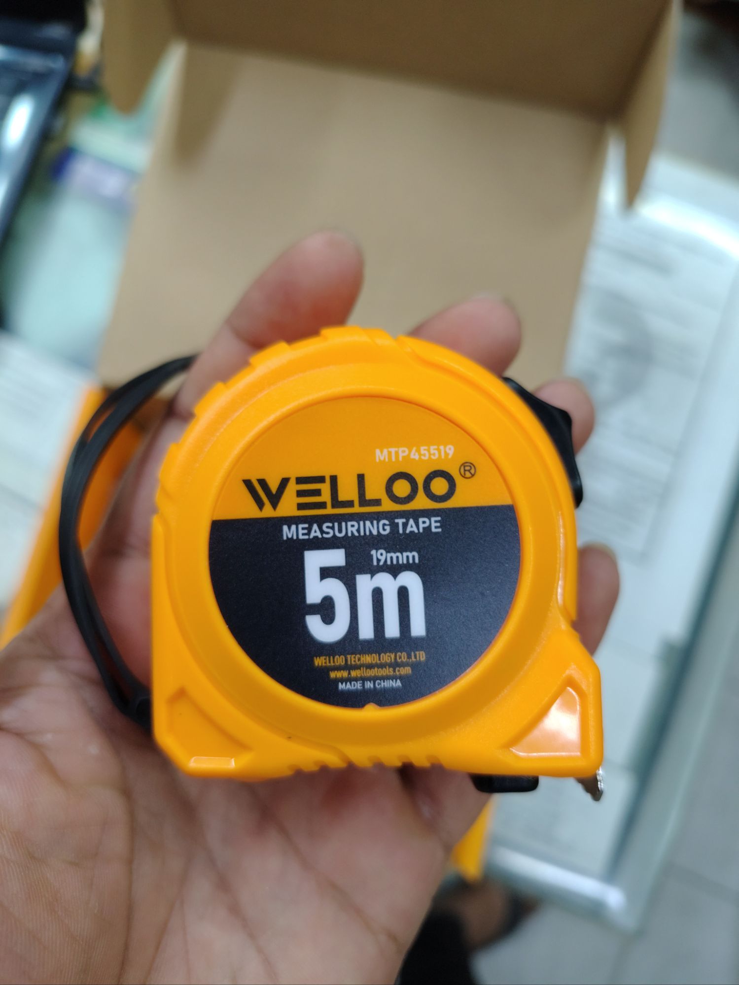 Picture of 📏 WELLOO 5-Meter / 19ft Measuring Tape | Durable Multi-Purpose Measuring Tool – MTP41316 (Yellow)