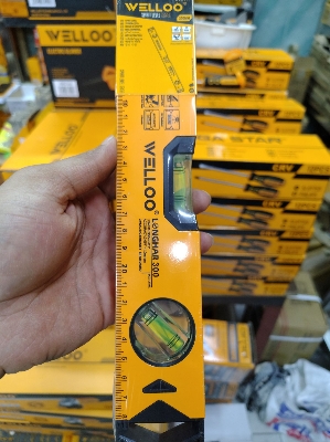 Picture of WELLOO 12" Inch Magnetic Spirit Level SPL6030 🛠️📏 (Yellow)