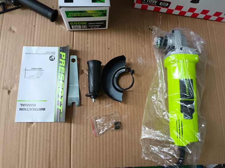 Picture of PRESCOTT MINI ANGLE GRINDER 100MM/115MM 220V 650W ELECTRIC CUTTING GRINDING POWER TOOLS (Green)