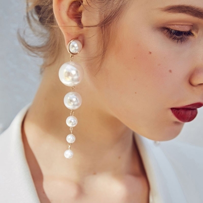 Picture of Long Pearl Tassel Earrings Korean Fashion Pearl String Earrings Temperament Pearl Chain Earrings(Off White)