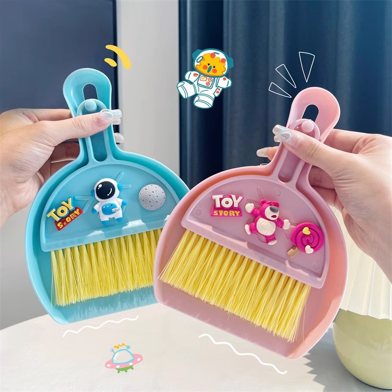 Picture of 1 Pcs Home desktop mini broom Computer keyboard debris cleaning brush Small broom set with dustpan Kitchen debris brush
