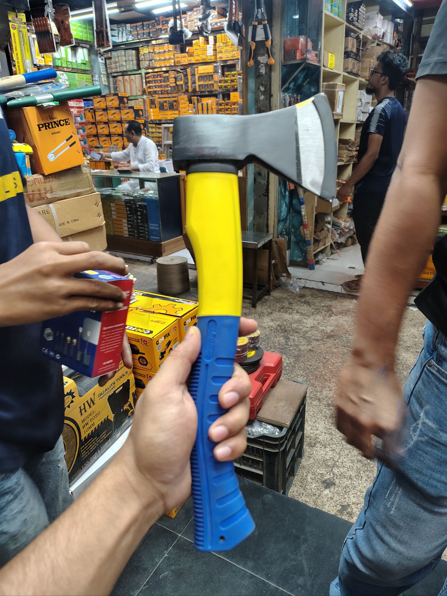 Picture of 🪓 Heavy Duty Steel Axxe / Hatchet – Non-Slip Rubber Handle (Professional Use) (Black)