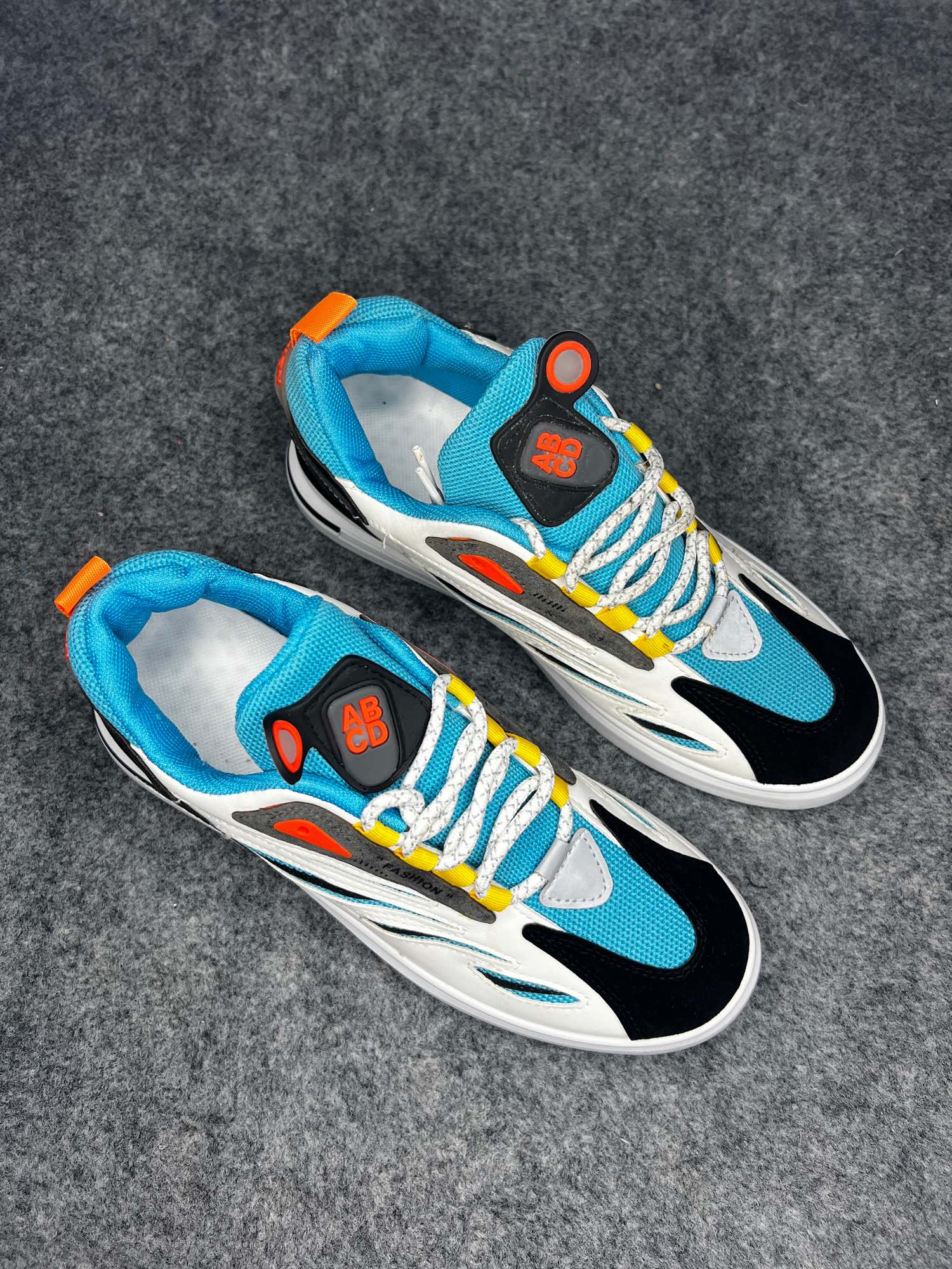 Picture of Shoes for men summer breathable men shoes mesh casual juta sneakers for men - White