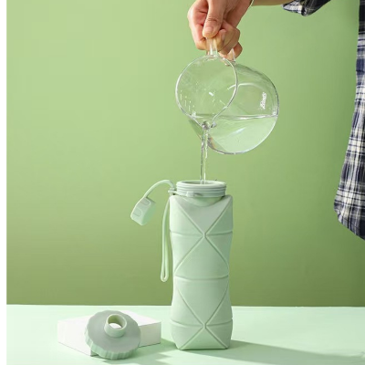 Picture of Silicone Foldable Water Bottle For Traveling And Outdoor Sports, Summer Essentials