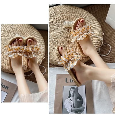 Picture of Women Summer Sandals and Slippers Outer Wear Sandals New Fashion All-match Floral Slippers Leisure Vacation Beach Fairy Sandals