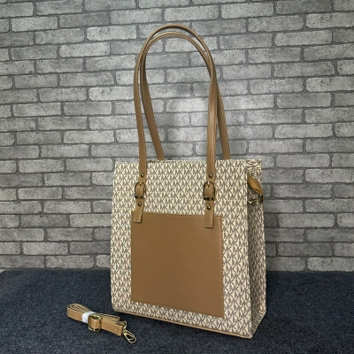 Picture of French spring new trendy women's tote bag temperament rhombic chain bag foreign fashion V grid embroidered big bag women