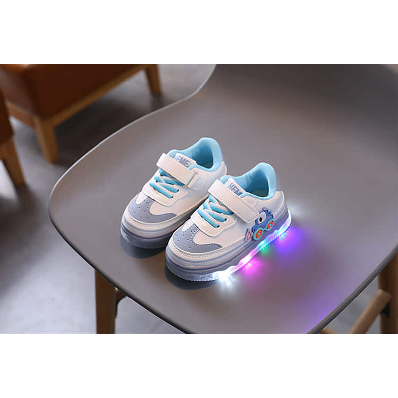 Picture of LED Shoes for Children 0-3 Yrs Childhood Baby Boy Flat Shoes Luminous Sole Children Sneaker New Toddler Girls  and boys Shoes