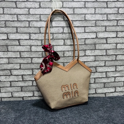 Picture of Fashion Trend Spring New Casual Bucket Bag for Ladies Foreign Style PU Leather Shoulder Messenger Bag