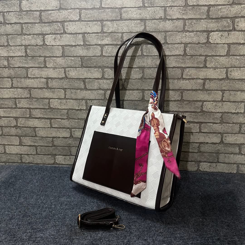 Picture of New Fashionable Temperament Tote Bag, Large Capacity, Versatile Armpit Bag, Niche Handbag, Shoulder Bag, Bag
