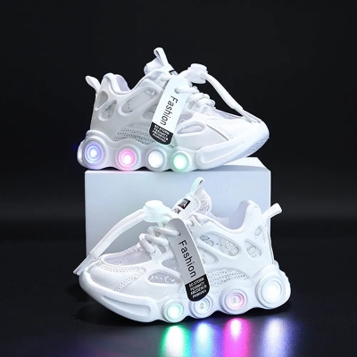Picture of New fashion sports luminous shoes spring and autumn breathable casual shoes with lights children's lightweight soft bottom toddler shoes