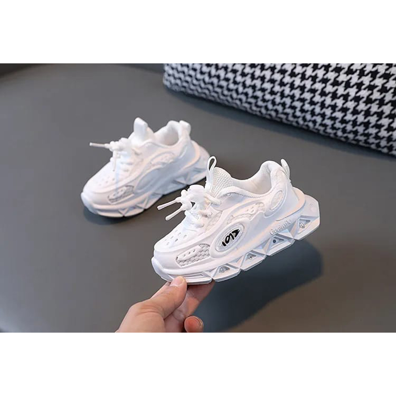 Picture of New fashion sports luminous shoes spring and autumn breathable casual shoes with lights children's lightweight soft bottom toddler shoes-Black