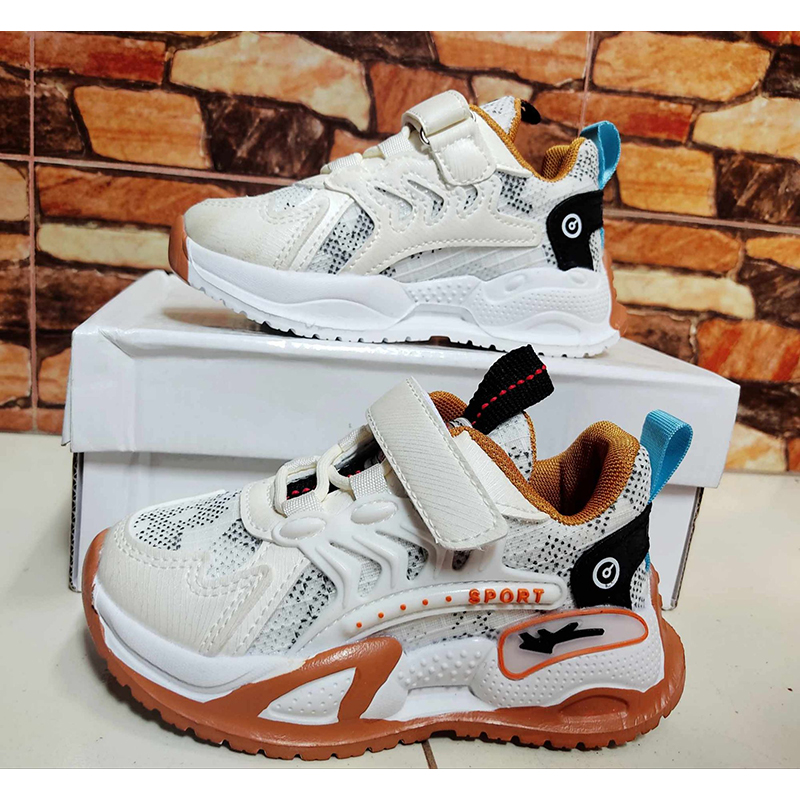 Picture of High quality microfibre material shoe for sports and jogging. boys and girls.