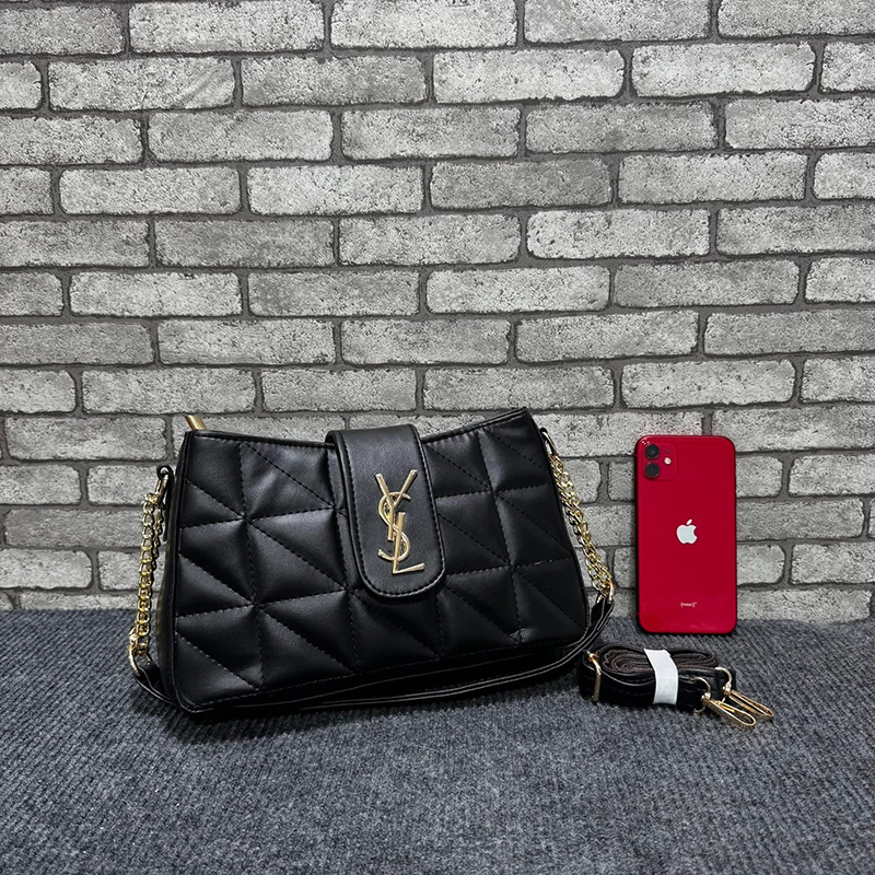 Picture of New Fashionable Trendy Geometric Chain PU Leather Waterproof  Women's Daily Versatile Single Strap Shoulder/Crossbody