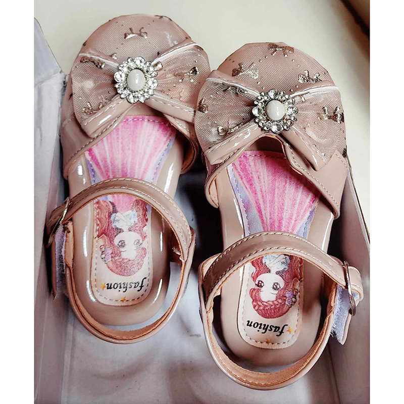 Picture of Kids princess sandals  summer new baby ISA girls fashion bow soft soled anti slip beach shoes