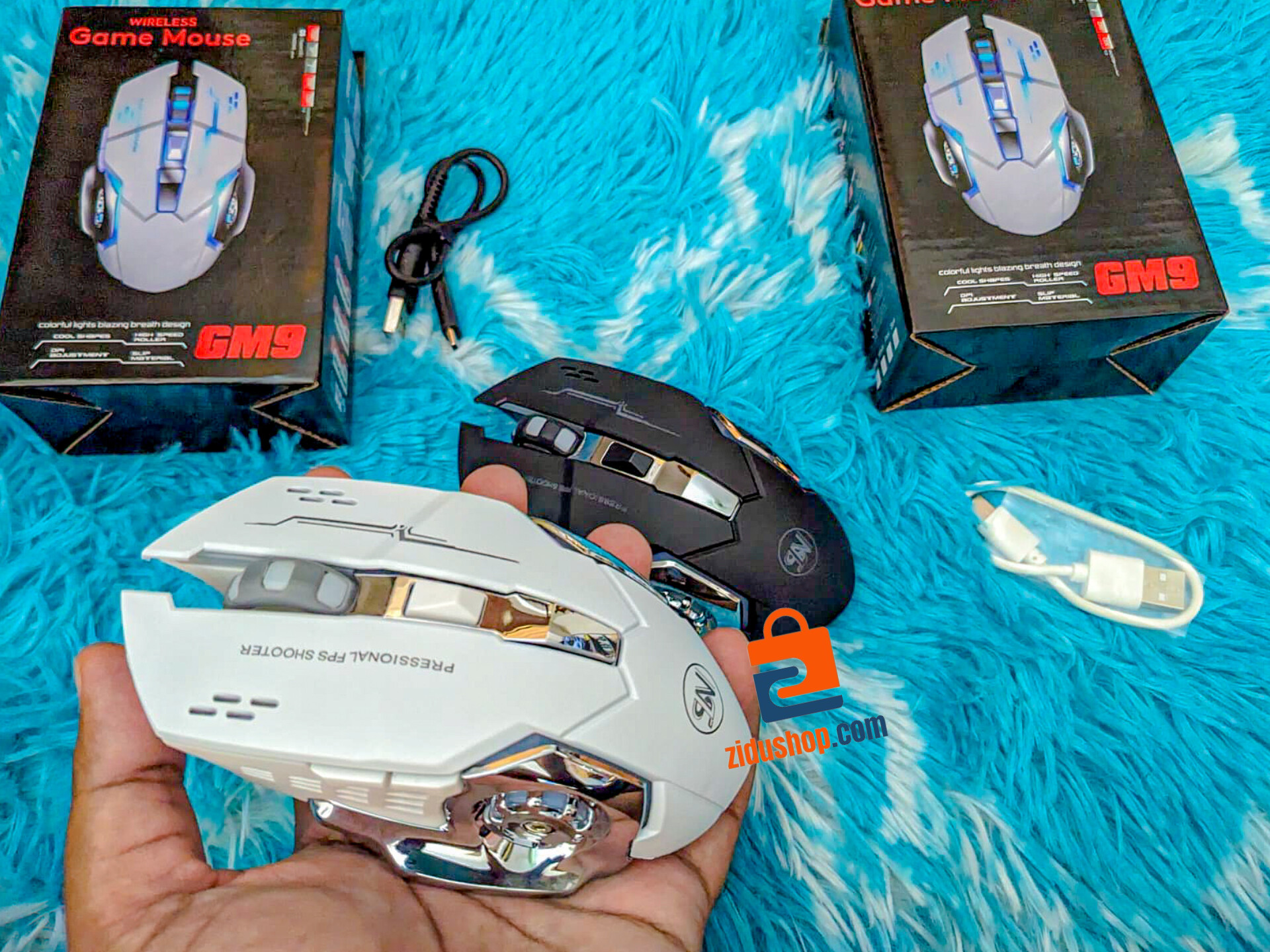 Picture of RECHARGABLE Wireless Gaming Professional Mouse RGB For IOS Android Mac & Computer Laptop - Black