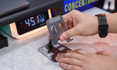 Picture of Universal All Aluminum Alloy Mobile Stand Foldable & Rotatable Metal Phone Holder Tablet Stand For Tablet, Smartphone & iPad - Silver