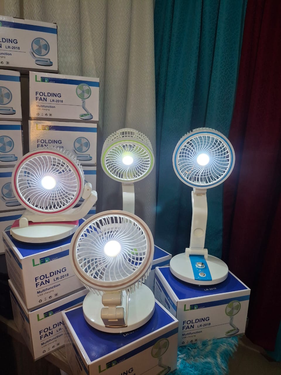 Picture of LR 2018 Rechargeable Folding Table Fan with Light Multifunctional Cute fan