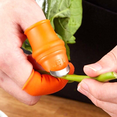 Picture of Silicone Thumb cutter 5 Pieces Finger Protector Cutting Gears Vegetable Picking cutter Nipping Plant Leaf Scissors Garden Gloves - Multicolor