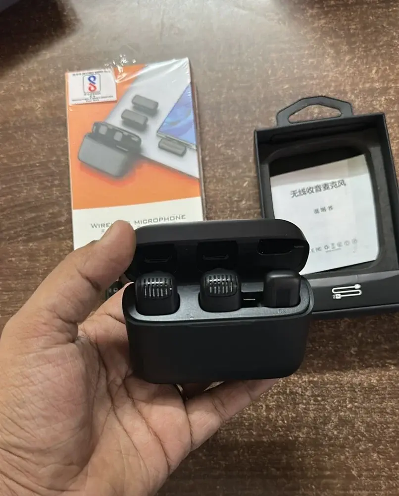 Picture of Philips E218L Folding Button Phone