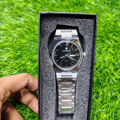 Picture of POEDAGAR 930 Men's New Luxury Luminous Date Week Stainless Steel Quartz Watch For Men