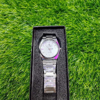 Picture of POEDAGAR 930 Men's New Luxury Luminous Date Week Stainless Steel Quartz Watch For Men