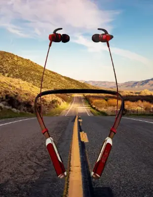 Picture of Neck-mounted Bluetooth earphone R18