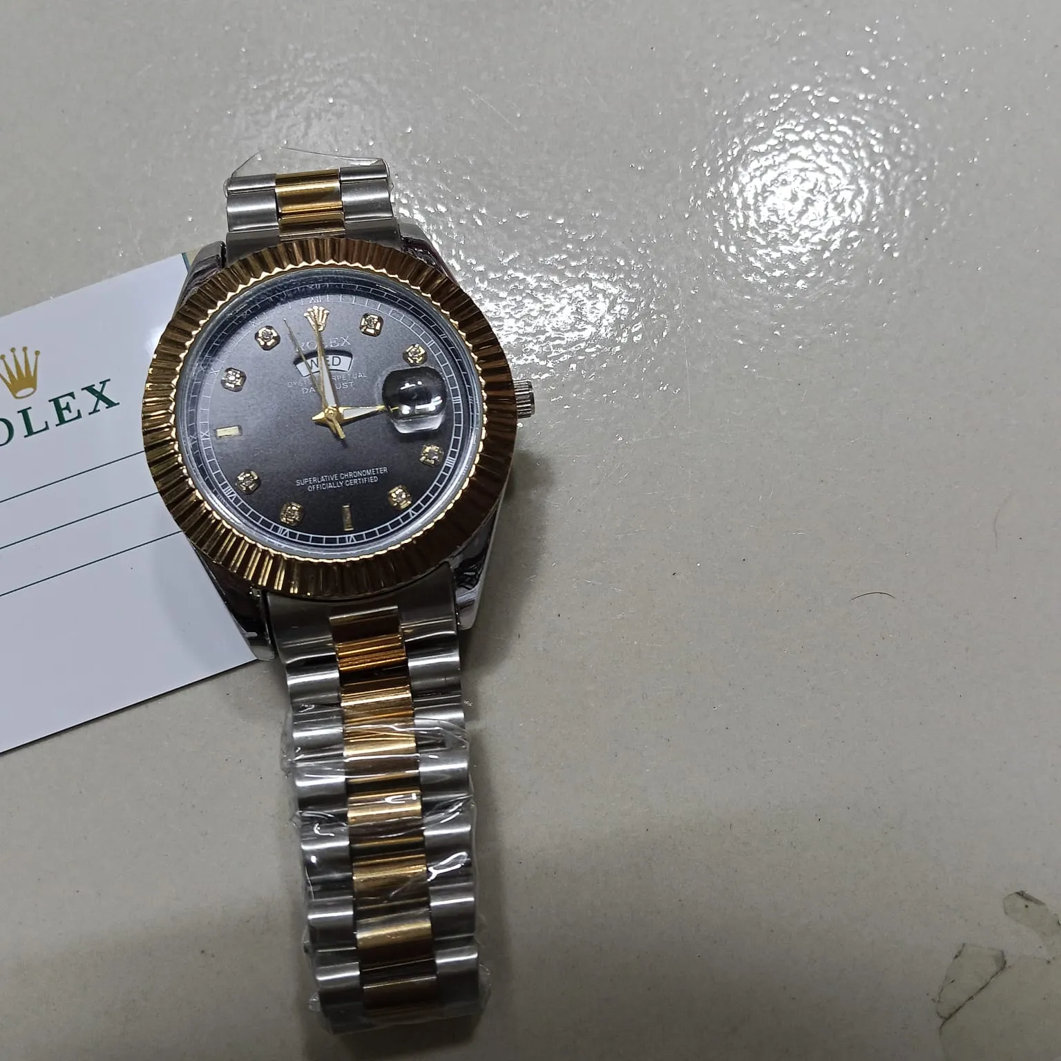 Picture of Rolex Quartz Movement Stainless Steel Analog Watch for Men