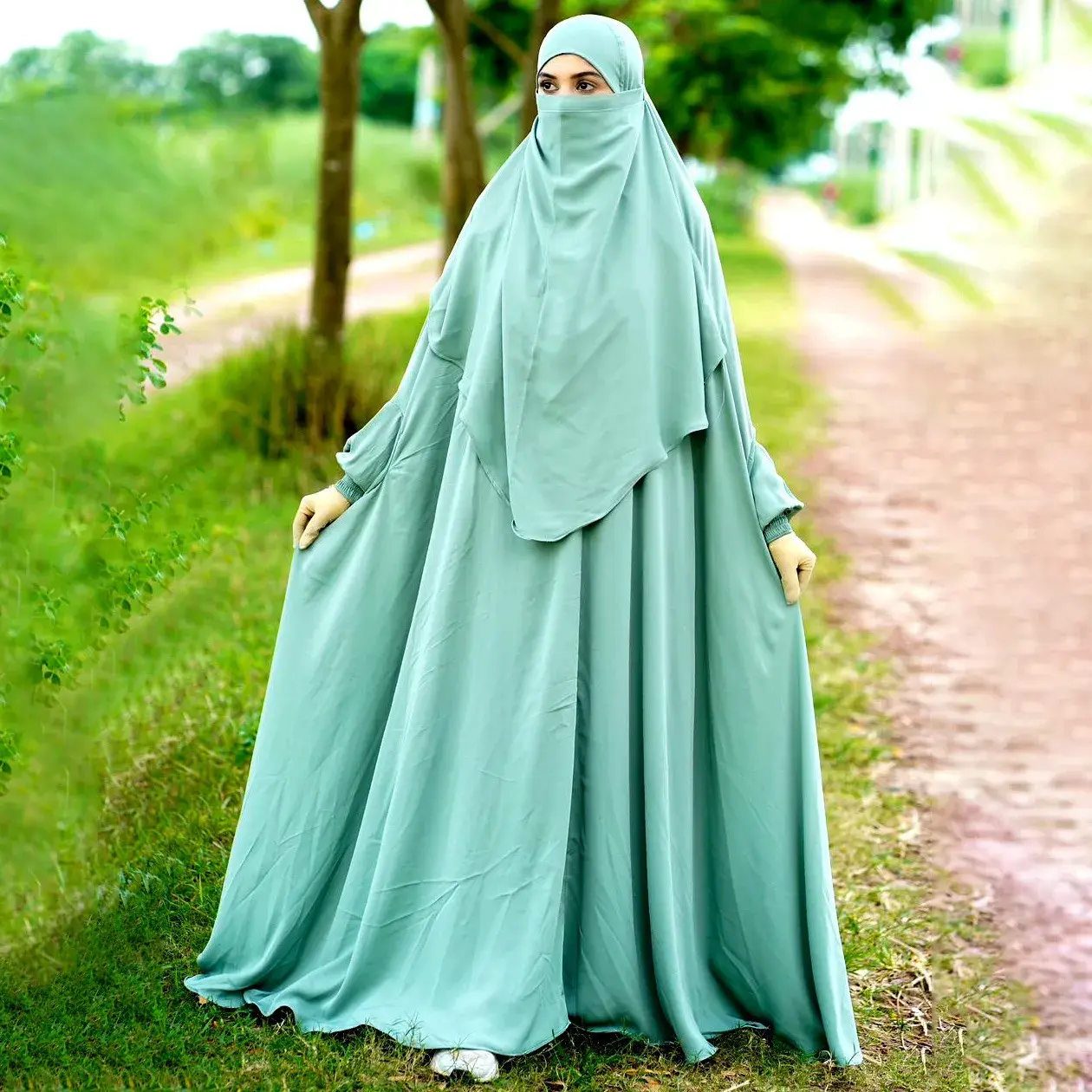 Picture of Floor Touch Long Abaya-ফ্লোর টাচ লং আবায়া