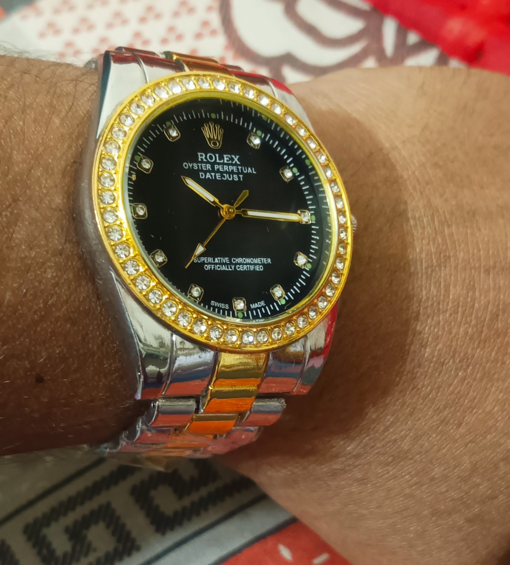 Picture of Analog Men's Luxury Stainless Steel Watch for Men-GOLDEN