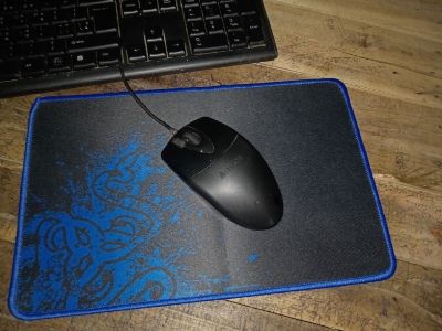 Picture of Hunter Micro Wolf L-16 Gaming Mouse Pad