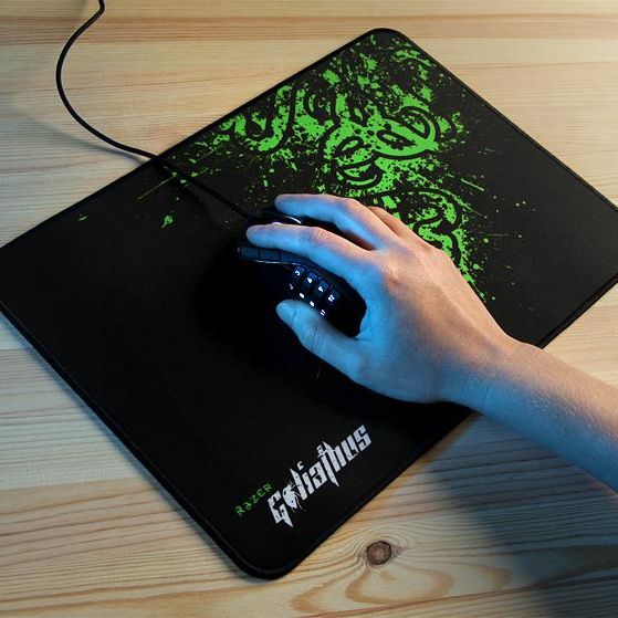 Picture of Hunter Micro Wolf L-16 Gaming Mouse Pad