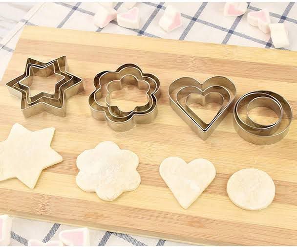 Picture of 12 Piece Set Stainless Steel Pastry Cookie Biscuit Cutter Cake Muffin Decor Mold Multi functional Tool