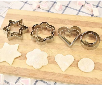 Picture of 12 Piece Set Stainless Steel Pastry Cookie Biscuit Cutter Cake Muffin Decor Mold Multi functional Tool