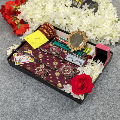 Picture of Premium Half Silk Jamdani Saree Combo Set - Maroon