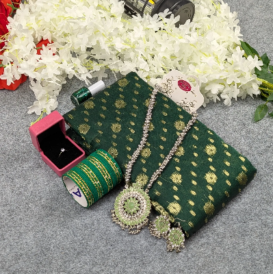 Picture of Premium Half Silk Jamdani Saree Combo Set - Green