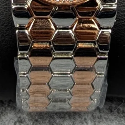 Picture of Elegant Multti Ladies Quartz Watch with Crystal Bezel – Premium Bracelet Design (White Dial)