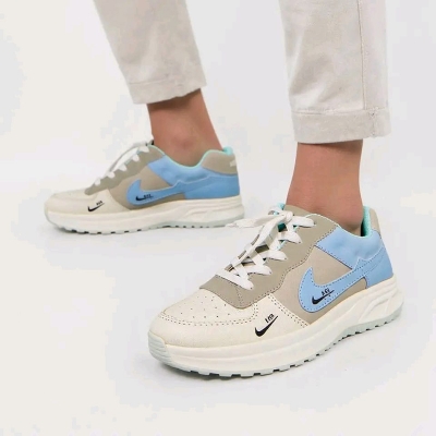 Picture of Trendy Sport SneakersFor Man With High Quality Fabrics And Breathable Outdoor Lightweight Air Mesh Men Shoes