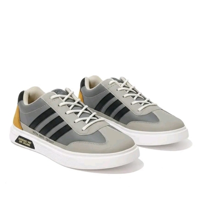 Picture of New Collection Better Choice Stylish and Fashionable Exclusive Sneakers Converse for Men