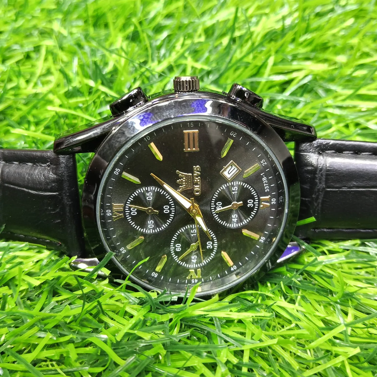 Picture of Fashionable Glass Quartz Analog Men's Watch