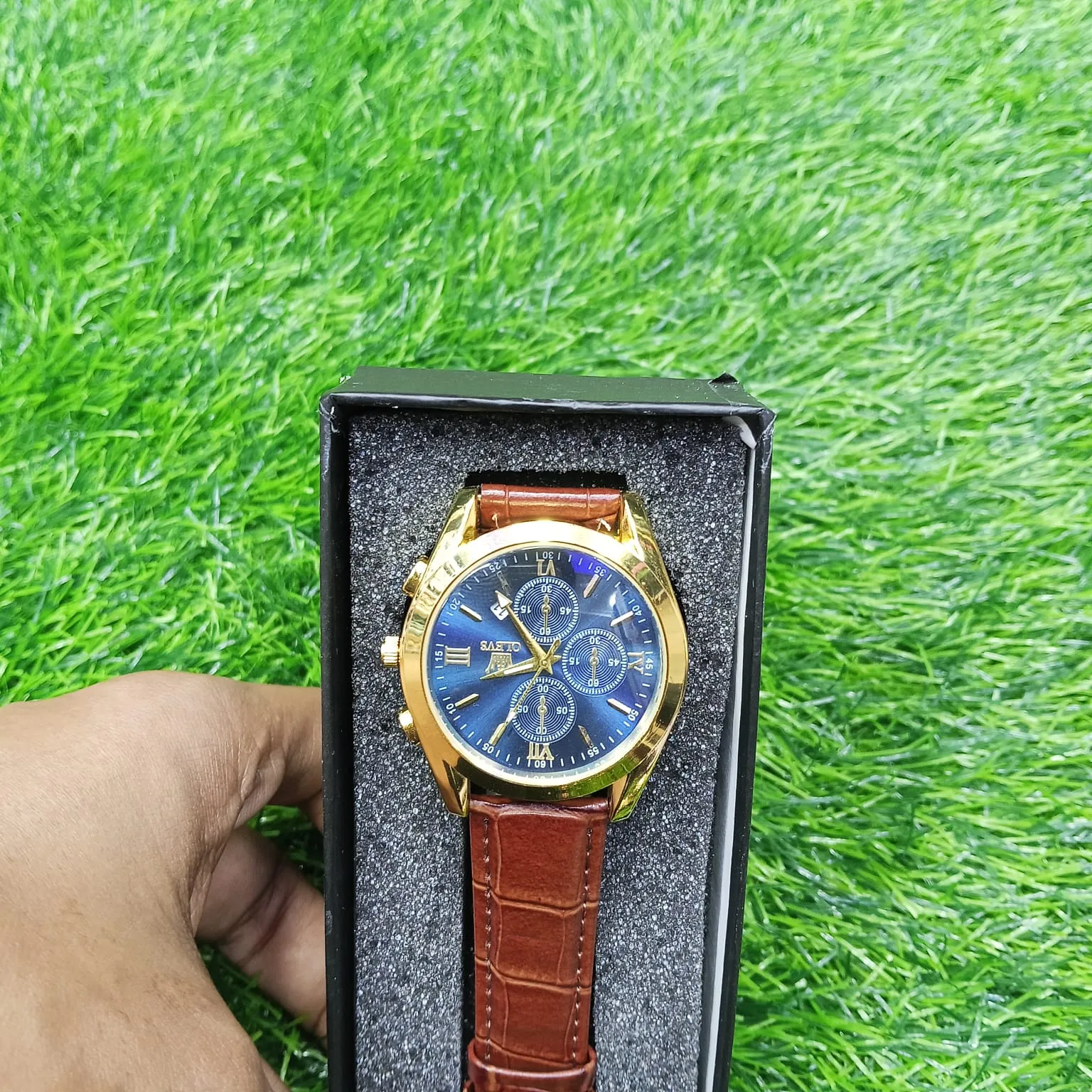 Picture of OLEVS 5610 New Luxury Fashion Glass Quartz Analog Men Watch-Water Resistant