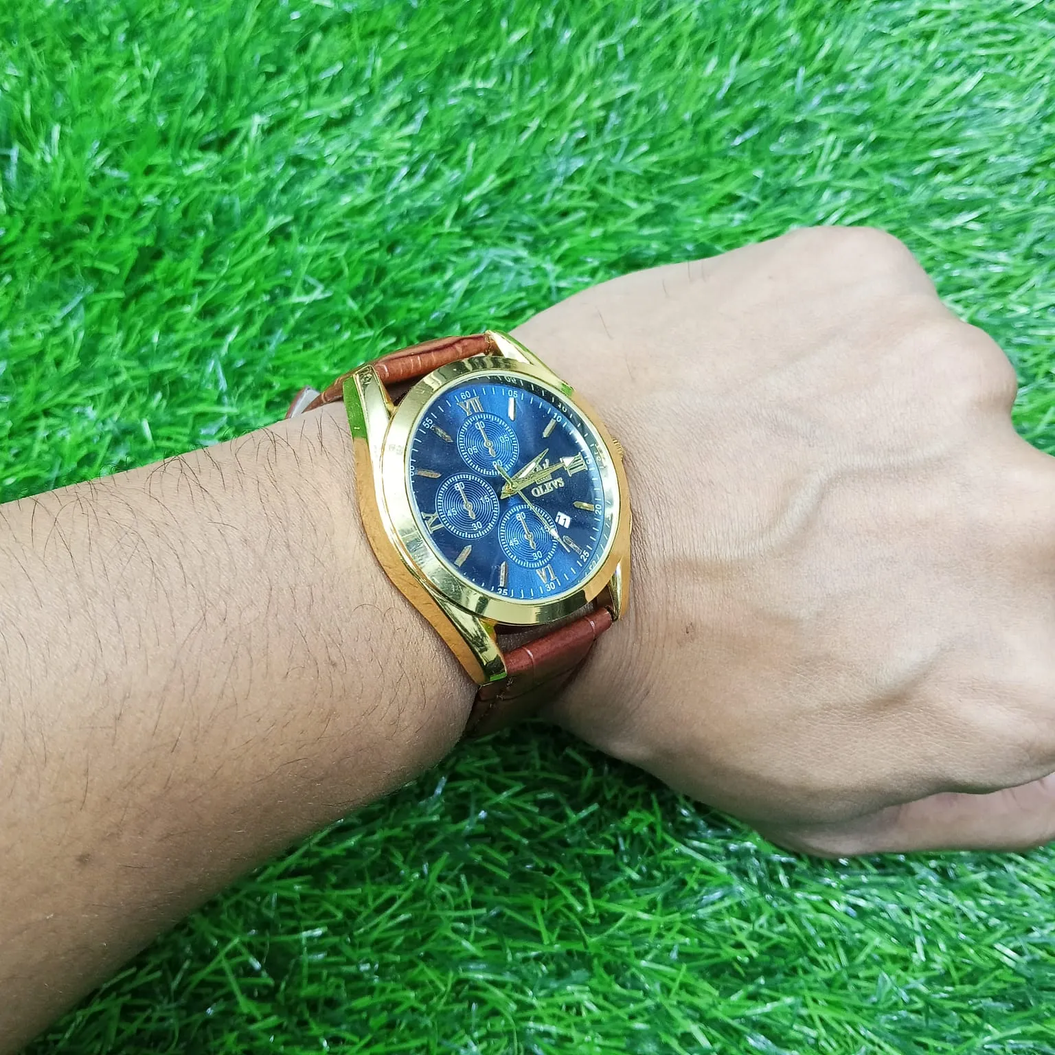 Picture of OLEVS 5610 New Luxury Fashion Glass Quartz Analog Men Watch-Water Resistant