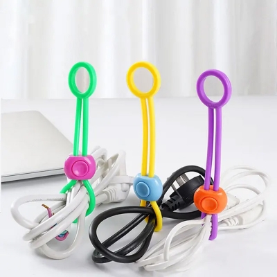 Picture of 5 Pcs Multipurpose Silicone Rubber Strap Cable Food bag Closer Clip Bag storage Sealing or hanging Clip protect Food closer(5 Pcs Multicolor)