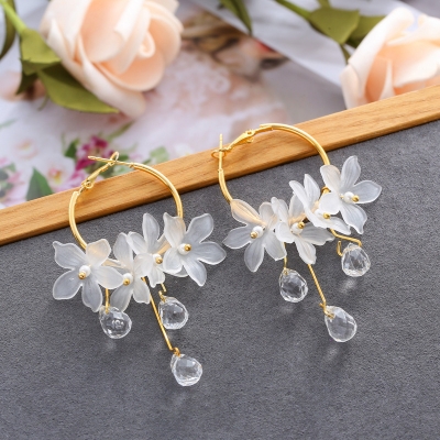 Picture of Water Drop Women Dangle Earrings Crystal Flower Long Pendent Women Drops earring(White)