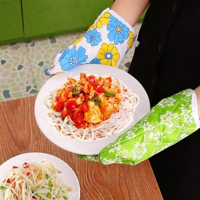 Picture of 1 Pair Kitchen Cooking Mitts Microwave Kitchen Light Thin Oven Gloves Heat Resistant(Multicolor)