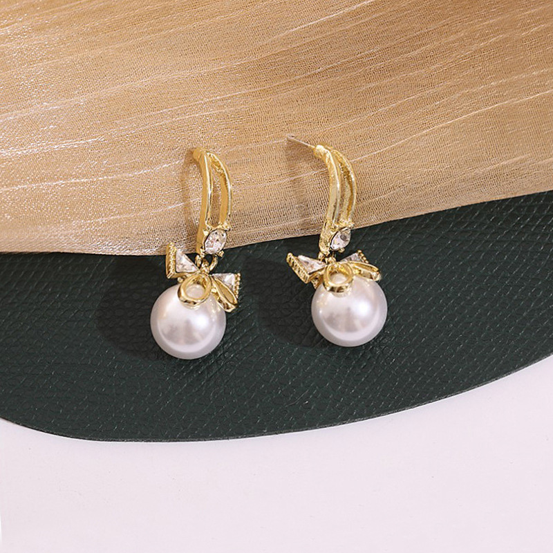 Picture of Drop Pearl Earrring for Girls or Women,Drop Pearl Stud Earrring(Gold)