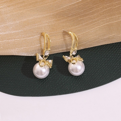 Picture of Drop Pearl Earrring for Girls or Women,Drop Pearl Stud Earrring(Gold)