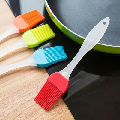 Picture of 1 Pcs Kitchen Baking Tool Food Grade Non-stick Silicone Pastry Brush Grill BBQ Oil Brush(Multicolor)