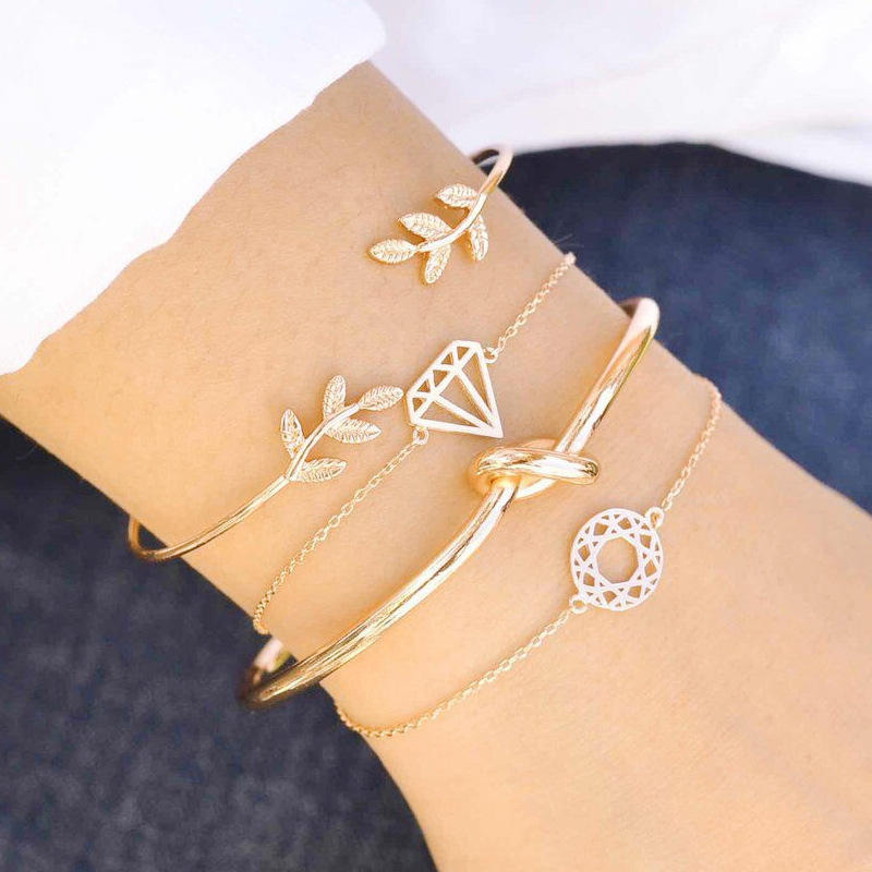 Picture of 4 Pcs/set Hollow Diamond Bangles Leaf Knot Round Chain Cuff Bracelet Set Jewelry(Gold)